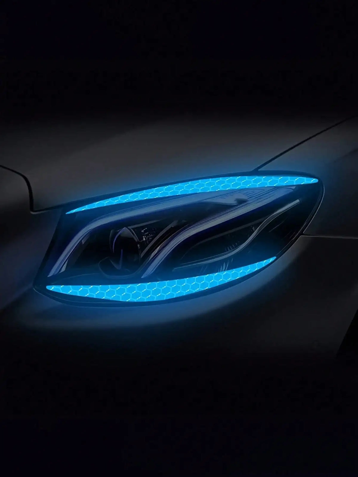 Autocollants réfléchissants pour sourcils de phares de voiture, autocollants en vinyle imperméables pour le style personnalisé, améliore la visibilité nocturne, installation facile à faire soi-même