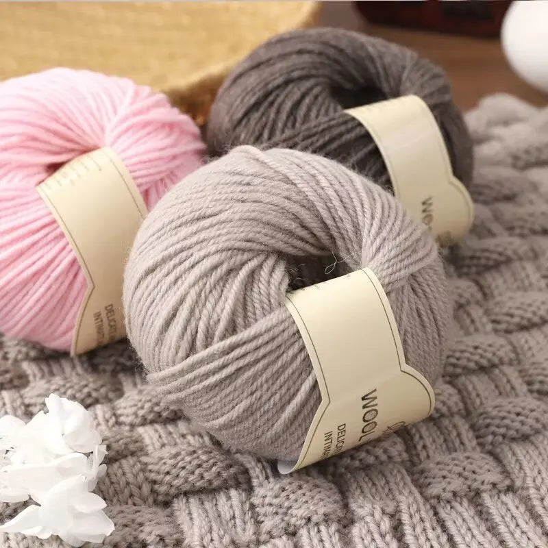 500g 290 Fil de laine d'alpaga peigné moyennement grossier, kit de matériel de tricot fait à la main chaud et à la mode pour l'automne et l'hiver, plusieurs couleurs de boules de fil pour fabriquer des pulls, des foulards