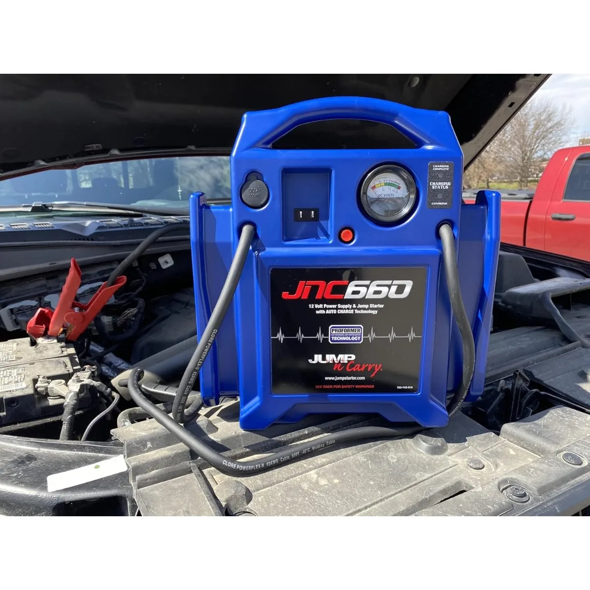 Démarreur de saut professionnel Clore Jump-N-Carry JNC660 - 1700 amplificateurs de pointe, alimentation portable 12 V pour démarrage fiable des véhicules