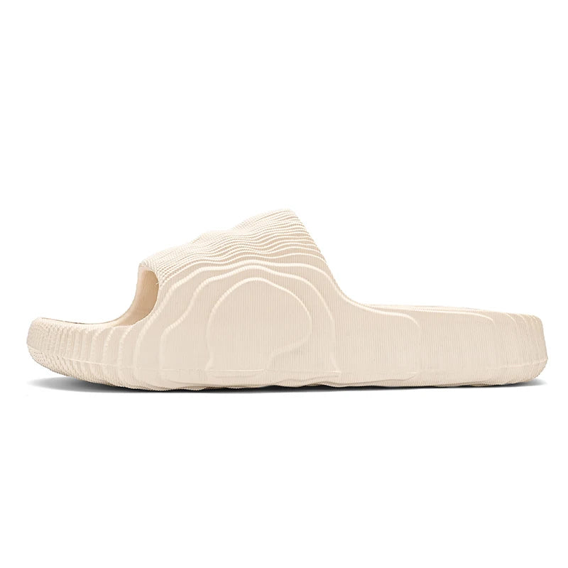 Sandales de plage solides pour hommes et femmes, pantoufles d'été antidérapantes, souples, unisexes, chaussures de luxe ultralégères pour l'extérieur