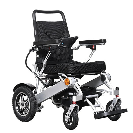 Batterie au lithium de télécommande de fauteuil roulant électrique pliant léger médical de vente chaude pour les personnes âgées