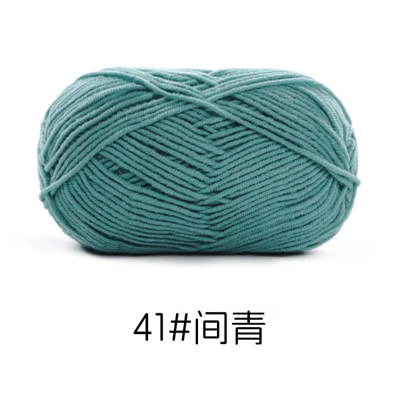 Pelote de Fil de Coton de Lait Peigné à 4 Brins, Laine Douce pour Crocheter et Tisser à la Main, 50g Chacun. 120M)