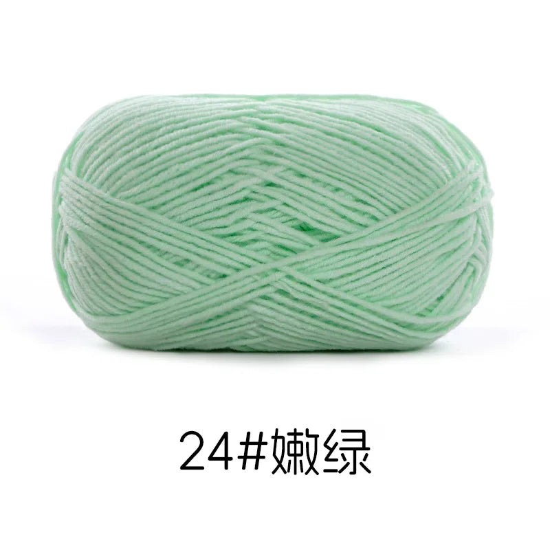Pelote de Fil de Coton de Lait Peigné à 4 Brins, Laine Douce pour Crocheter et Tisser à la Main, 50g Chacun. 120M)