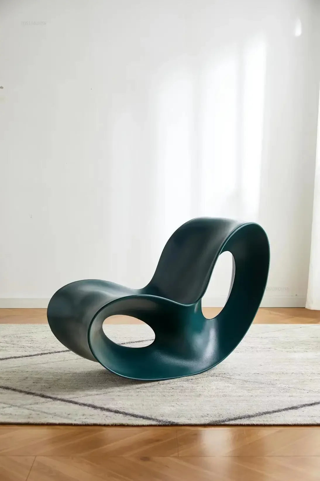 Chaise longue en plastique légère et luxueuse, Chaise à bascule d'extérieur moderne, créative, paresseuse, pour loisirs, maison, balcon, salon
