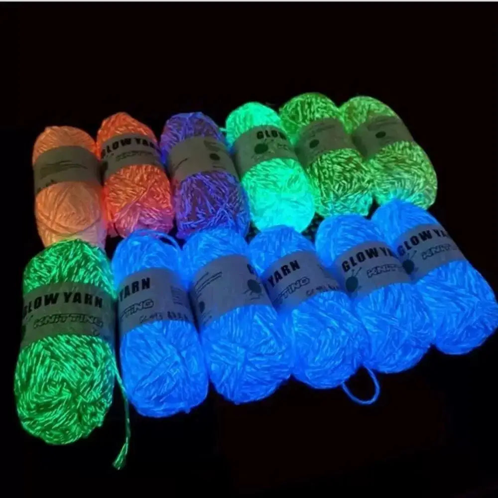 Fil fonctionnel en Polyester brillant dans la nuit, épais et lumineux, fil de coton, pull au Crochet, chapeau, écharpe, outils de tricot à la main, nouveauté