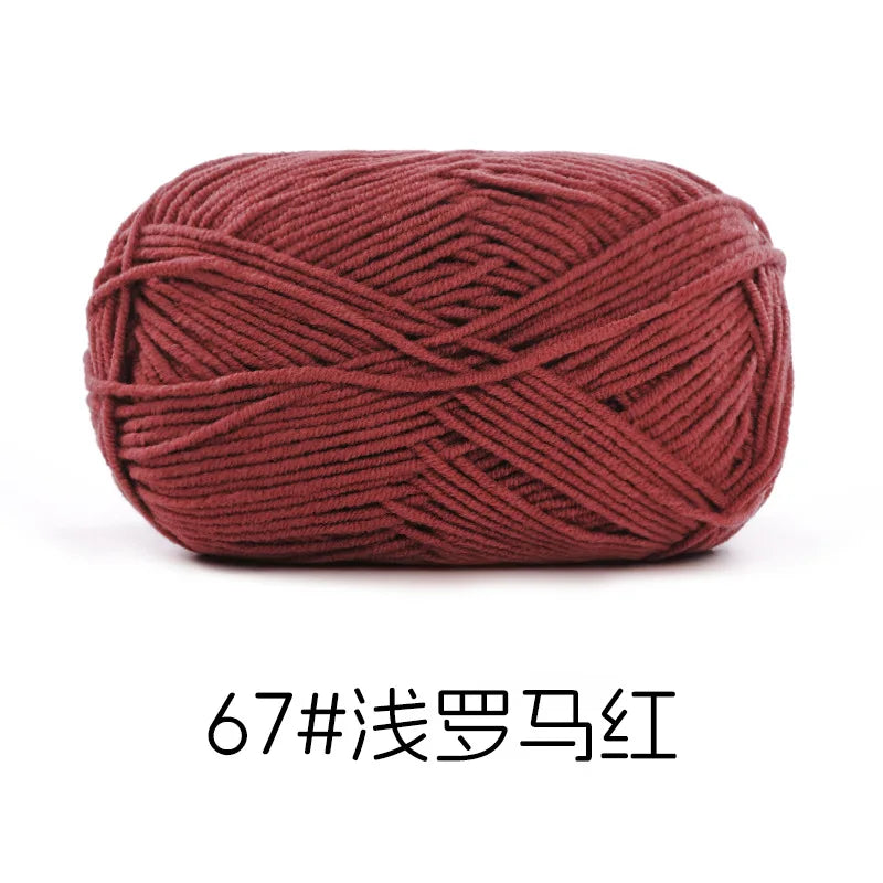 Pelote de Fil de Coton de Lait Peigné à 4 Brins, Laine Douce pour Crocheter et Tisser à la Main, 50g Chacun. 120M)