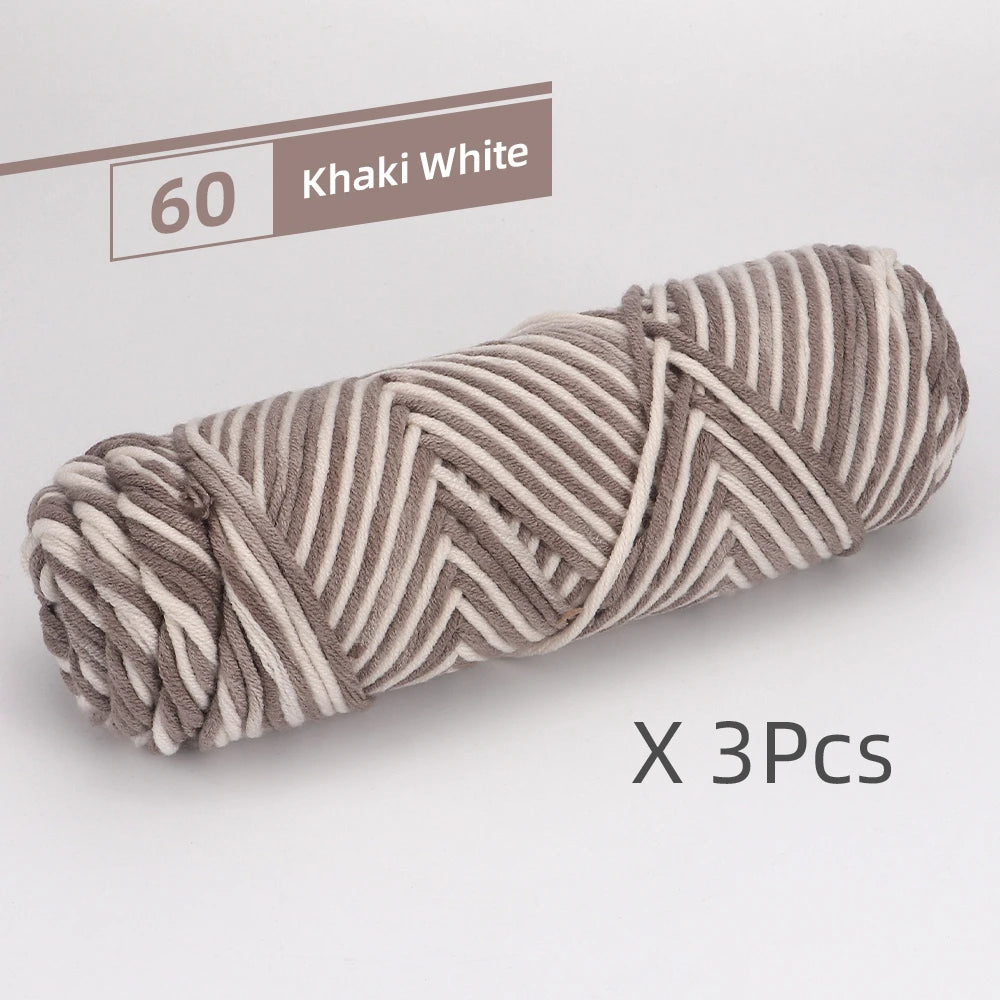 خيط قطن ناعم للحياكة الكروشيه، خيط لا يسبب الحساسية، حزمة من 3 قطع - 300 جرام / 10.5 أوقية، خفيف ممشط، متوسط الوزن للأوشحة والقبعات